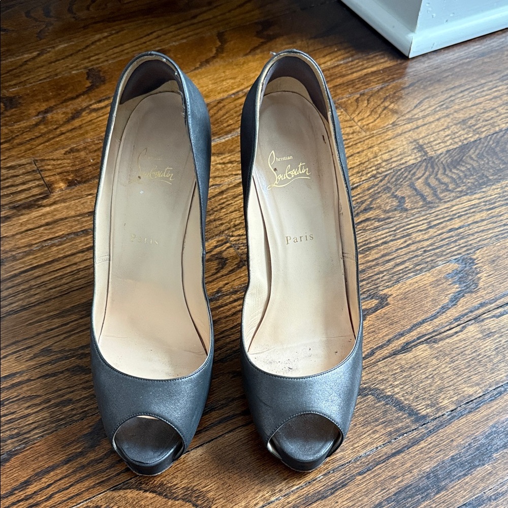 Christian Louboutin Very Prive Dark Silver Open-Toe Pumps